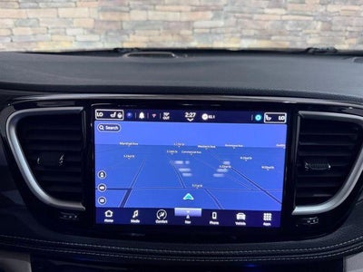 2022 Chrysler Pacifica Hybrid Touring L FWD