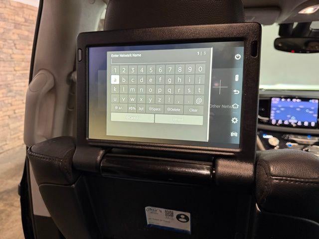 2022 Chrysler Pacifica Hybrid Touring L FWD