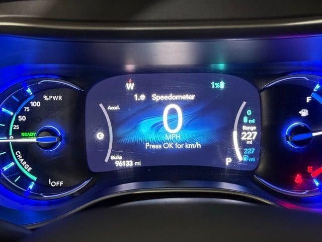 2022 Chrysler Pacifica Hybrid Touring L FWD