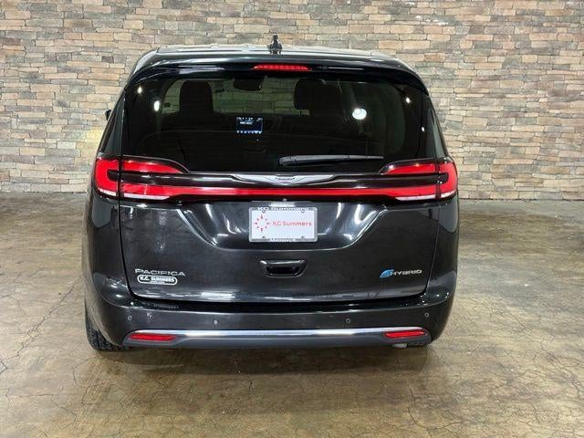 2022 Chrysler Pacifica Hybrid Touring L FWD
