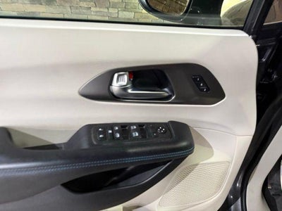 2021 Chrysler Pacifica Touring L AWD