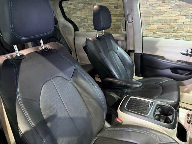 2021 Chrysler Pacifica Touring L AWD