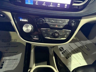 2021 Chrysler Pacifica Touring L AWD