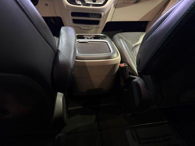 2021 Chrysler Pacifica Touring L AWD