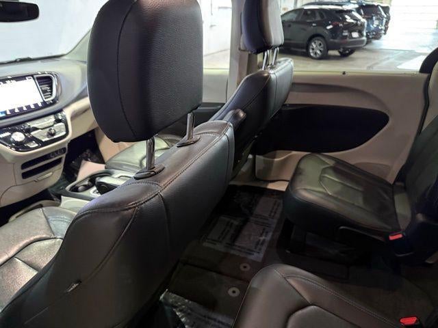 2021 Chrysler Pacifica Touring L AWD