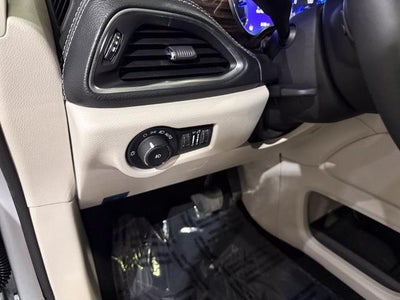 2024 Chrysler Pacifica Limited AWD