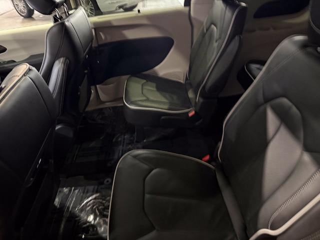 2024 Chrysler Pacifica Limited AWD