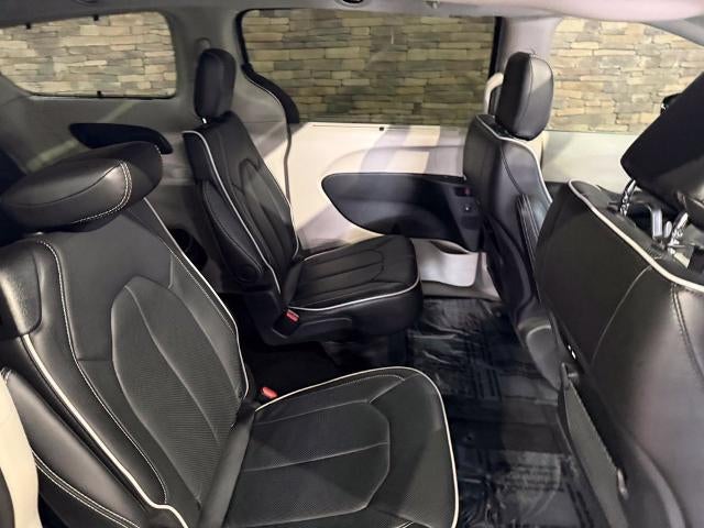 2024 Chrysler Pacifica Limited AWD