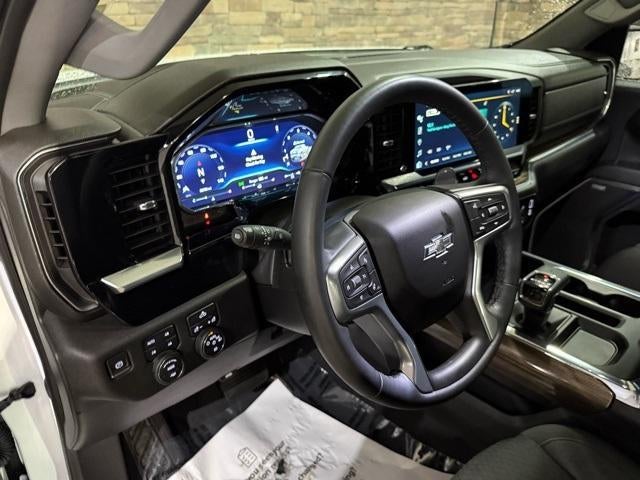 2023 Chevrolet Silverado 1500 Crew Cab Short Box 4-Wheel Drive RST