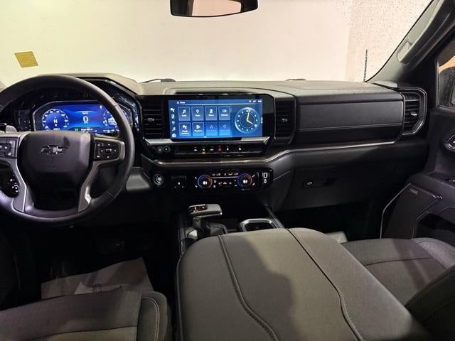 2023 Chevrolet Silverado 1500 Crew Cab Short Box 4-Wheel Drive RST