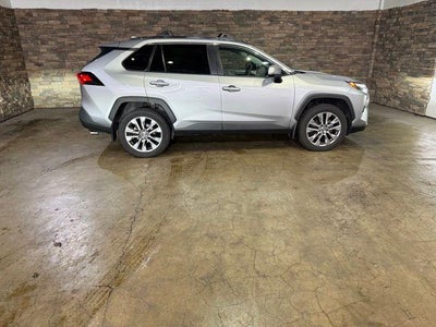 2023 Toyota RAV4 XLE Premium AWD (Natl)