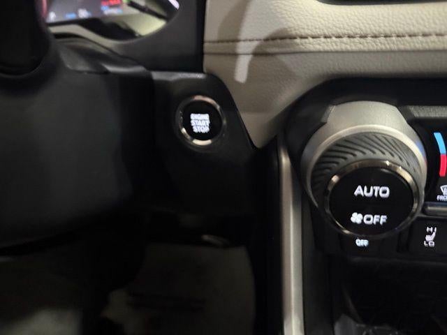 2023 Toyota RAV4 XLE Premium AWD (Natl)