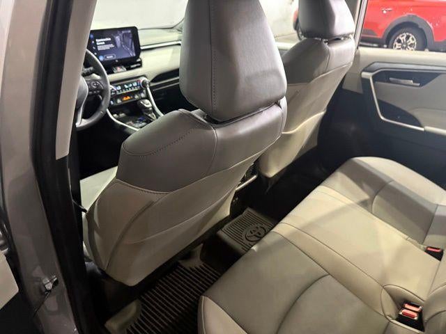 2023 Toyota RAV4 XLE Premium AWD (Natl)