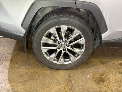 2023 Toyota RAV4 XLE Premium AWD (Natl)