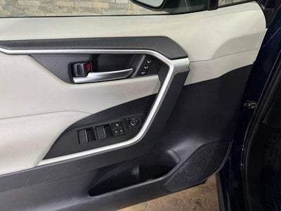 2025 Toyota RAV4 XLE Premium AWD (Natl)