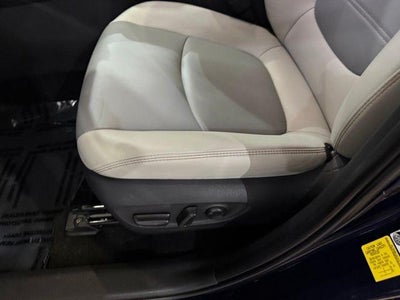 2025 Toyota RAV4 XLE Premium AWD (Natl)