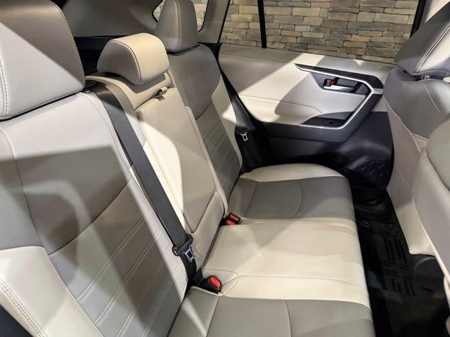 2025 Toyota RAV4 XLE Premium AWD (Natl)