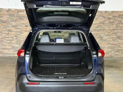 2025 Toyota RAV4 XLE Premium AWD (Natl)