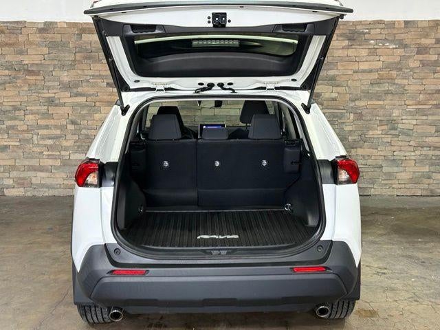2023 Toyota RAV4 LE AWD (Natl)
