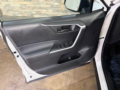 2023 Toyota RAV4 LE AWD (Natl)