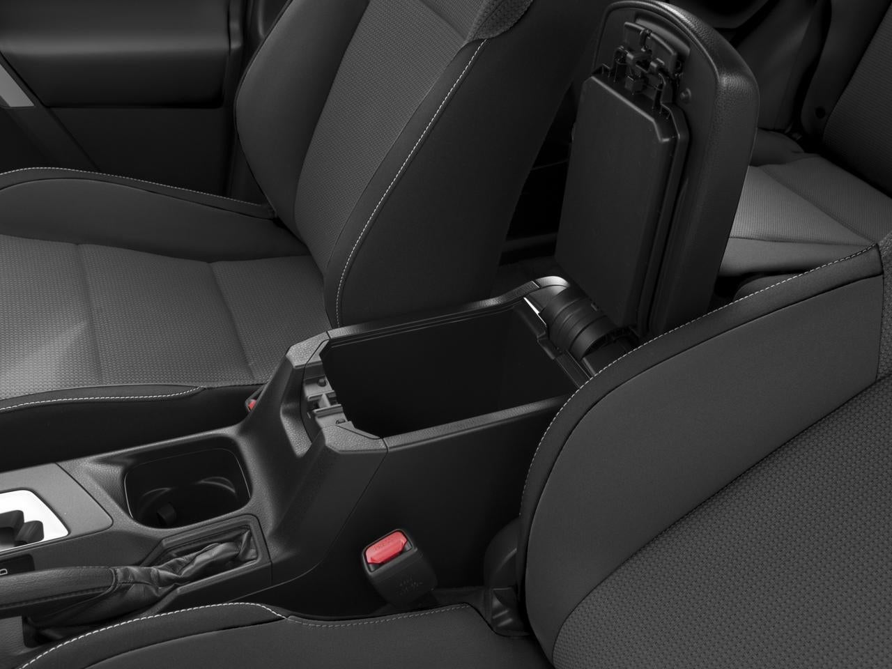 2017 Toyota RAV4 XLE AWD (Natl)