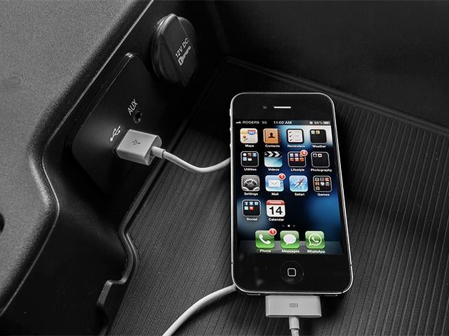 2013 RAM 1500 4WD Regular Cab 8 Ft Box SLT