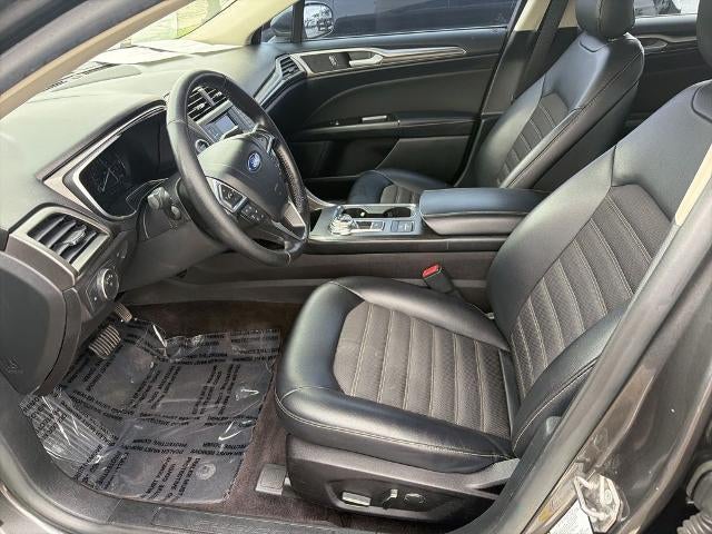 2017 Ford Fusion SE FWD