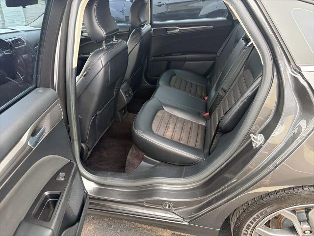 2017 Ford Fusion SE FWD
