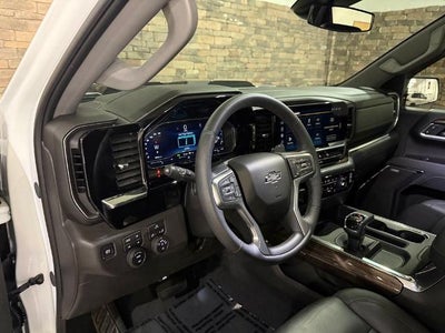 2025 Chevrolet Silverado 1500 Crew Cab Short Box 4-Wheel Drive LT Trail Boss