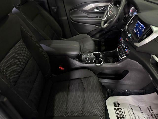 2024 GMC Terrain FWD 4dr SLE
