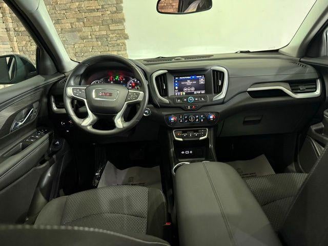 2024 GMC Terrain FWD 4dr SLE