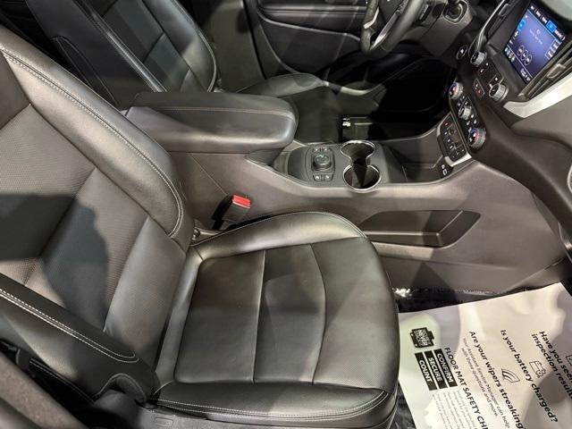 2024 GMC Terrain AWD 4dr SLT