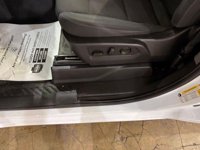 2025 GMC Sierra 1500 Regular Cab Long Box 4-Wheel Drive Pro