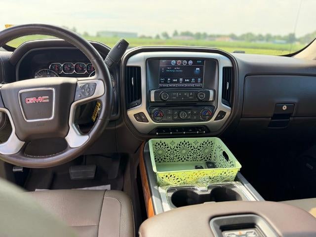 2017 GMC Sierra 1500 Crew Cab Short Box 4-Wheel Drive SLT