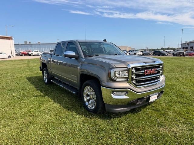 2017 GMC Sierra 1500 Crew Cab Short Box 4-Wheel Drive SLT