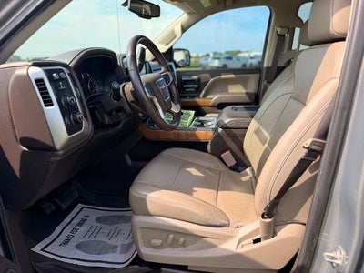 2017 GMC Sierra 1500 Crew Cab Short Box 4-Wheel Drive SLT