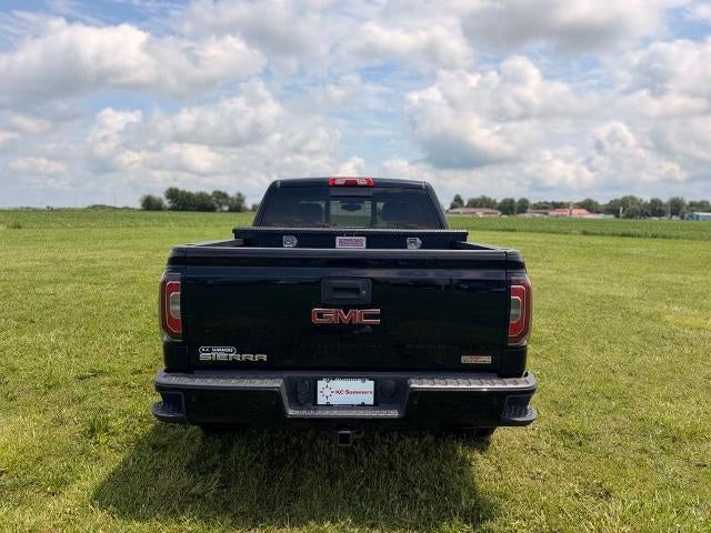 2016 GMC Sierra 1500 Crew Cab Short Box 4-Wheel Drive SLT