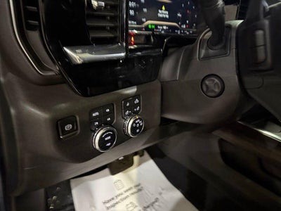 2022 GMC Sierra 1500 Crew Cab Short Box 4-Wheel Drive SLT