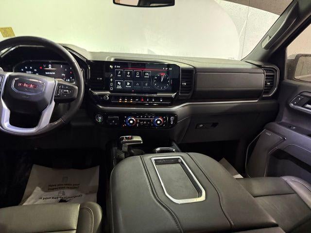 2022 GMC Sierra 1500 Crew Cab Short Box 4-Wheel Drive SLT