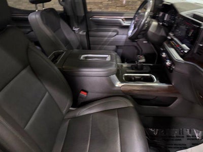 2022 GMC Sierra 1500 Crew Cab Short Box 4-Wheel Drive SLT