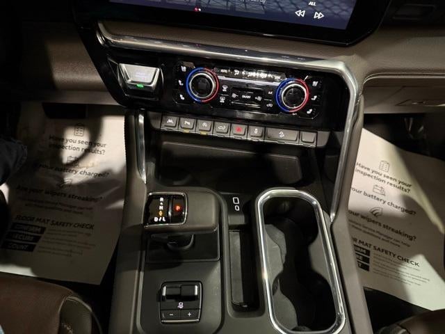 2025 GMC Sierra 1500 Crew Cab Short Box 4-Wheel Drive Denali