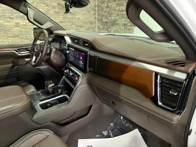 2025 GMC Sierra 1500 Crew Cab Short Box 4-Wheel Drive Denali