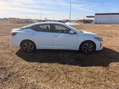 2025 Nissan Sentra SV CVT