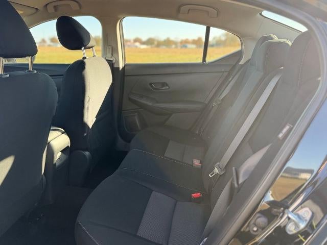 2025 Nissan Sentra SV CVT