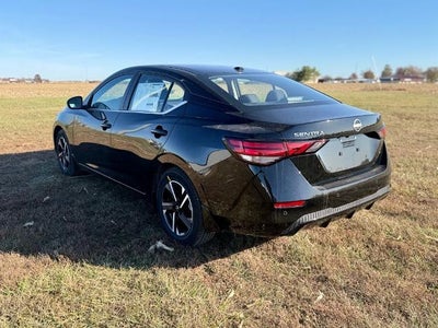 2025 Nissan Sentra SV CVT