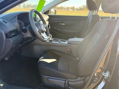 2025 Nissan Sentra SV CVT