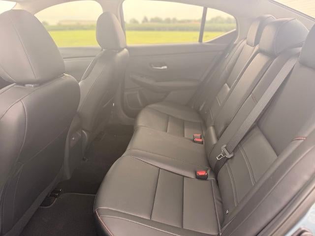 2025 Nissan Sentra SR CVT