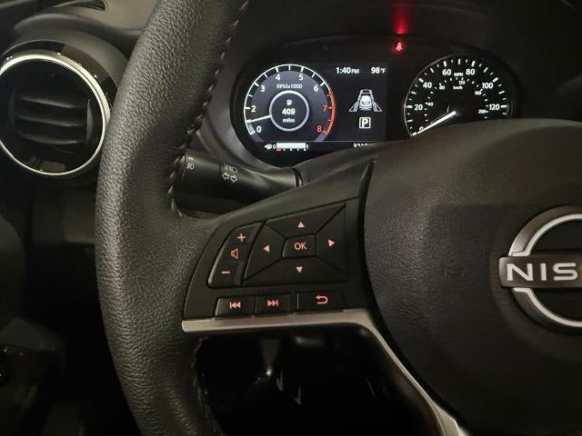2023 Nissan Kicks SR FWD
