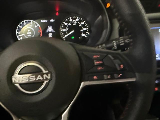 2023 Nissan Kicks SR FWD