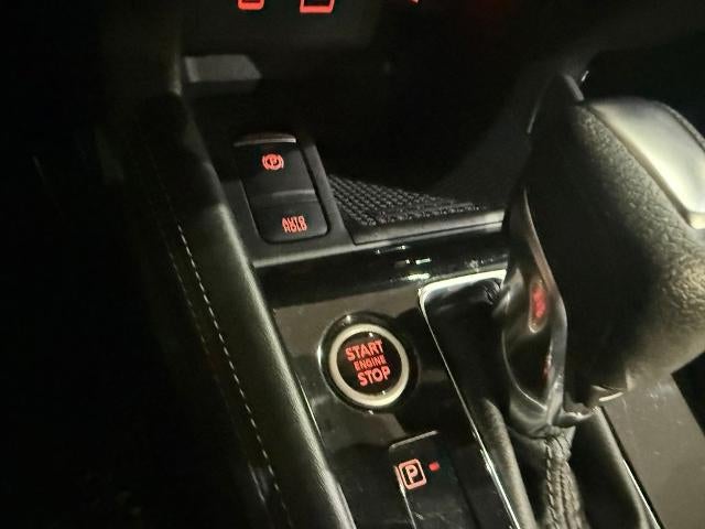 2023 Nissan Kicks SR FWD